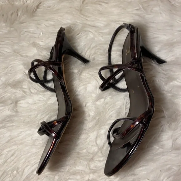 Like new Stuart Weitzman Tortoise Sandal